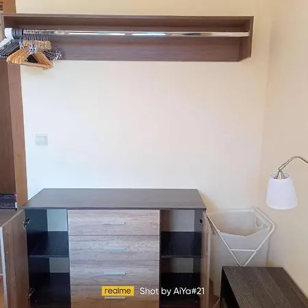 Aileen & George's Place דירה בנסקו